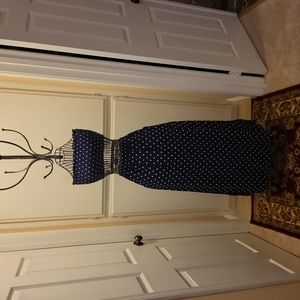 Size XS  NAVY BLUE GENEROUS ESLASTIC FIT TOP AND SKIRT